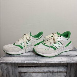 Figs New Balance 997R Emerald green • Unisex W8.5/M7